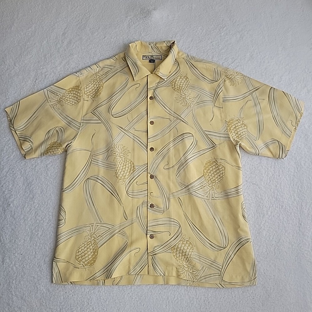 Tommy Bahama Hawaiian Shirt 100% Silk Mens Large Yellow Floral Pinapple